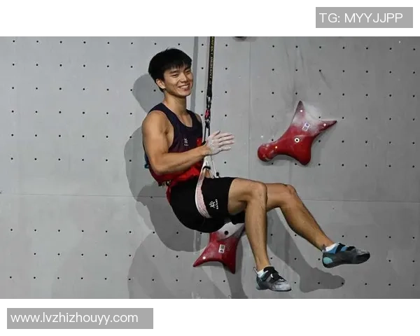 武汉攀岩队的包夹战术解析与攀岩热点的深度探讨